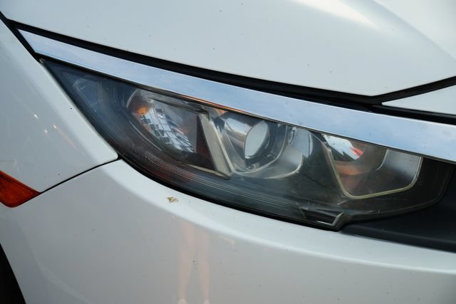 Used 2017 Honda Civic EX-T image 9
