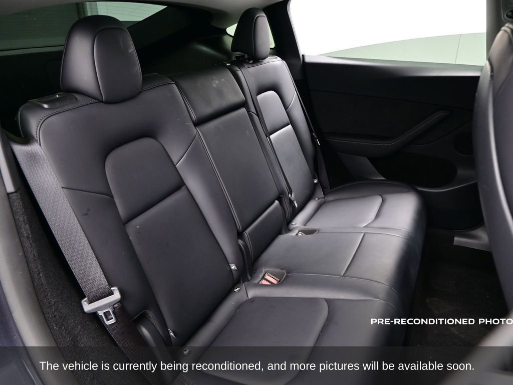 Used 2025 Tesla Model Y Long Range image 27
