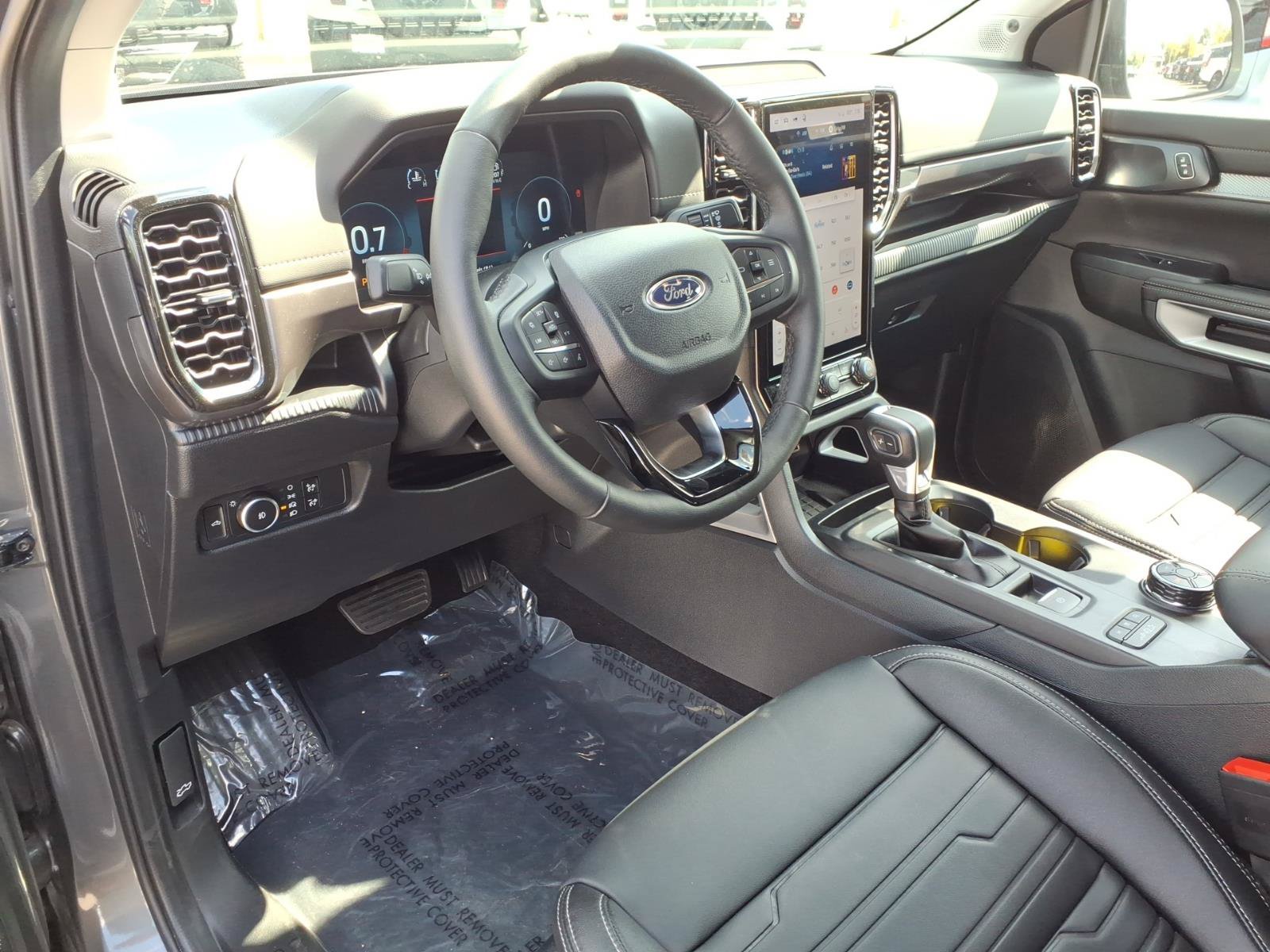 Used 2026 Ford Ranger Lariat w/ FX4 Off-Road Package AWD/4WD image 21
