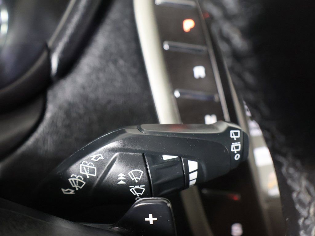 Used 2019 Lincoln MKC Premiere image 32