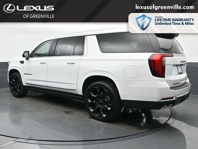 Used 2025 GMC Yukon XL Denali AWD/4WD image 6