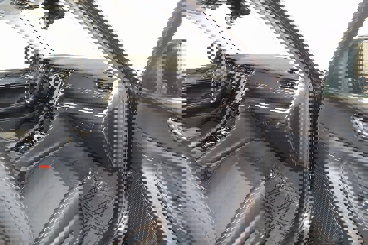 Used 2023 Jeep Grand Cherokee Laredo X image 40