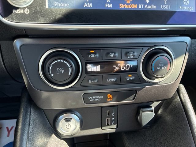 Certified 2025 Nissan Leaf S FWD image 30