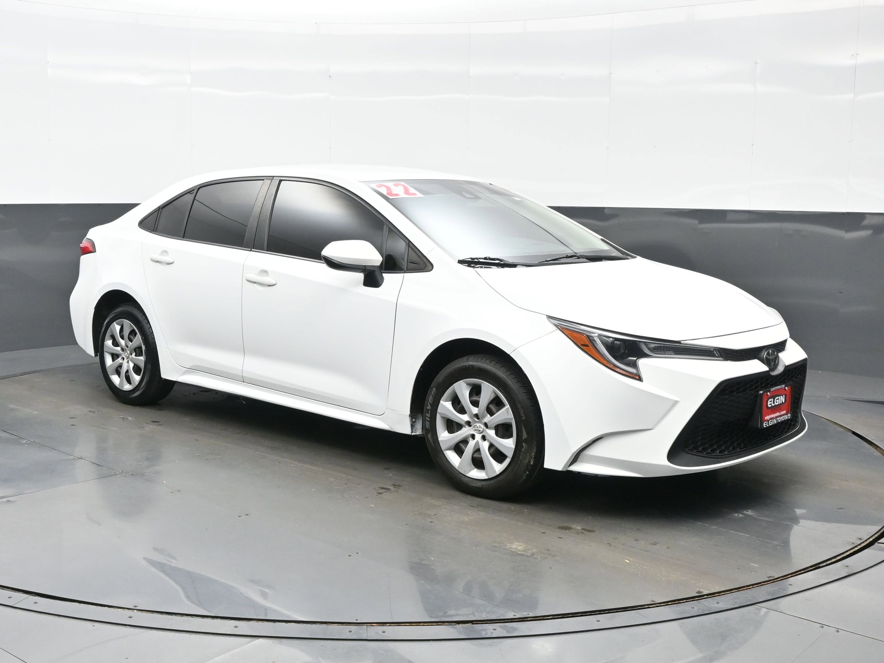 Used 2022 Toyota Corolla LE FWD image 8