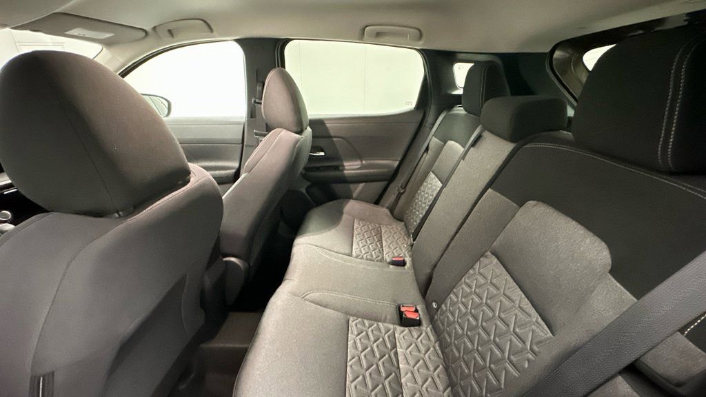 New 2026 Nissan Kicks SV w/ Cold Weather Package image 10