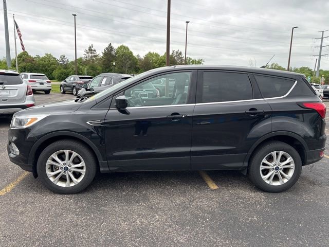 Used 2019 Ford Escape SE AWD/4WD image 2