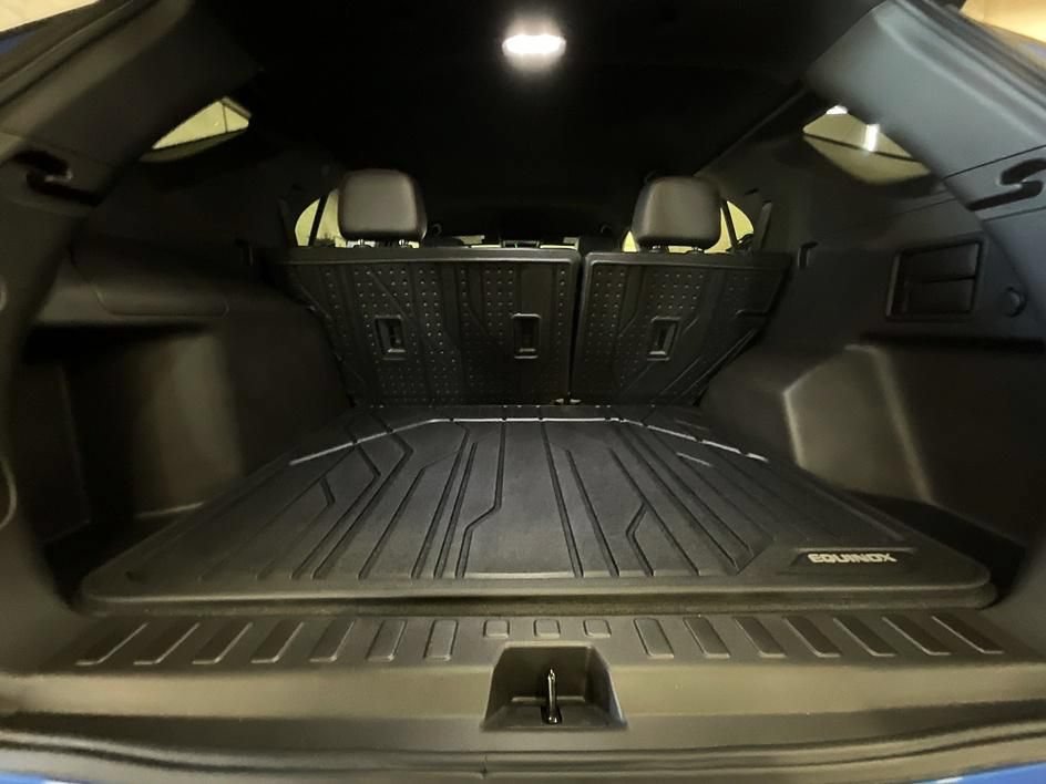 Used 2024 Chevrolet Equinox RS w/ LPO, Floor Liner Package AWD/4WD image 16