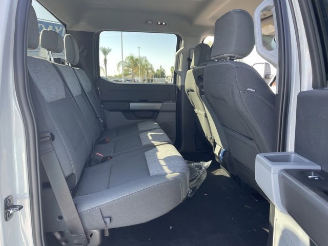 New 2026 Ford F250 XLT w/ FX4 Off-Road Package image 23