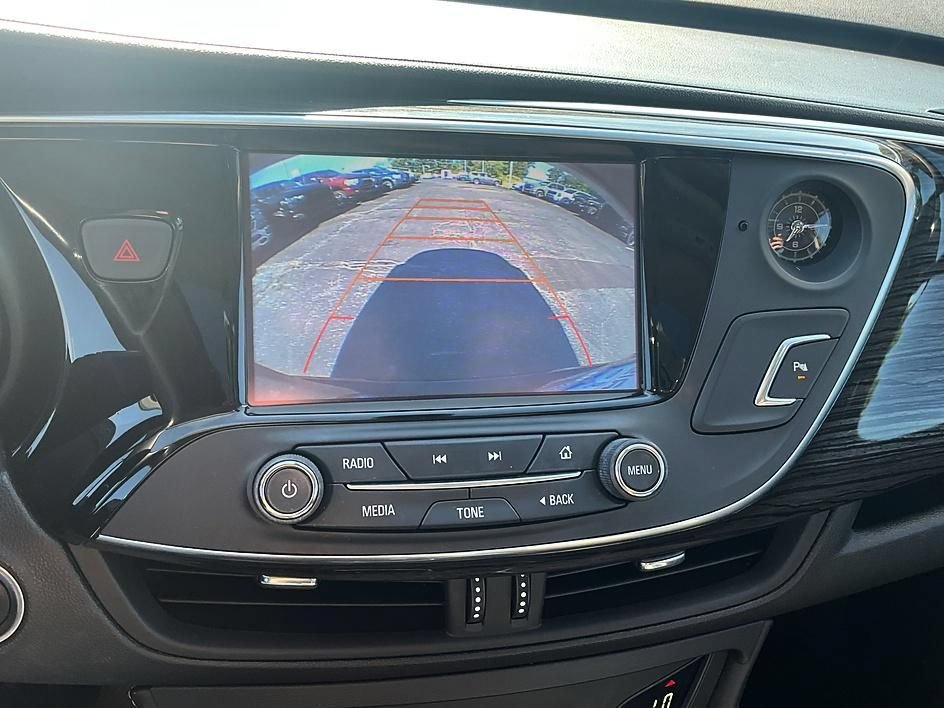 Used 2017 Buick Envision Essence AWD/4WD image 25