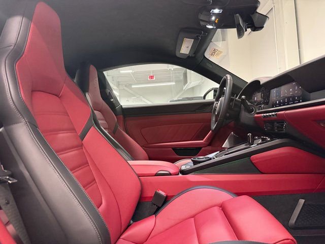 Certified 2025 Porsche 911 Carrera GTS image 30