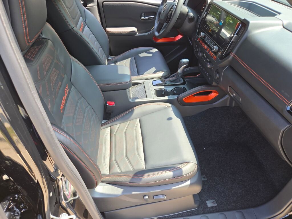 New 2025 Nissan Frontier PRO-4X w/ Pro Premium Package image 5