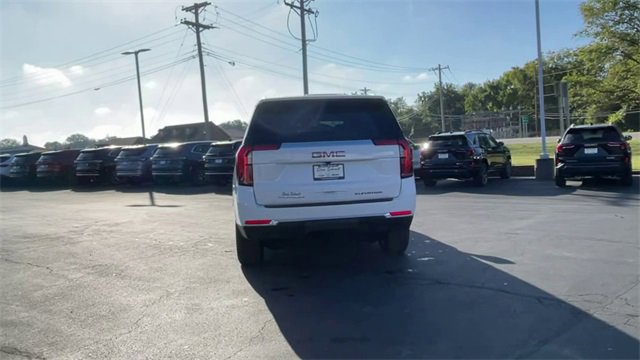 New 2026 GMC Yukon Elevation image 7