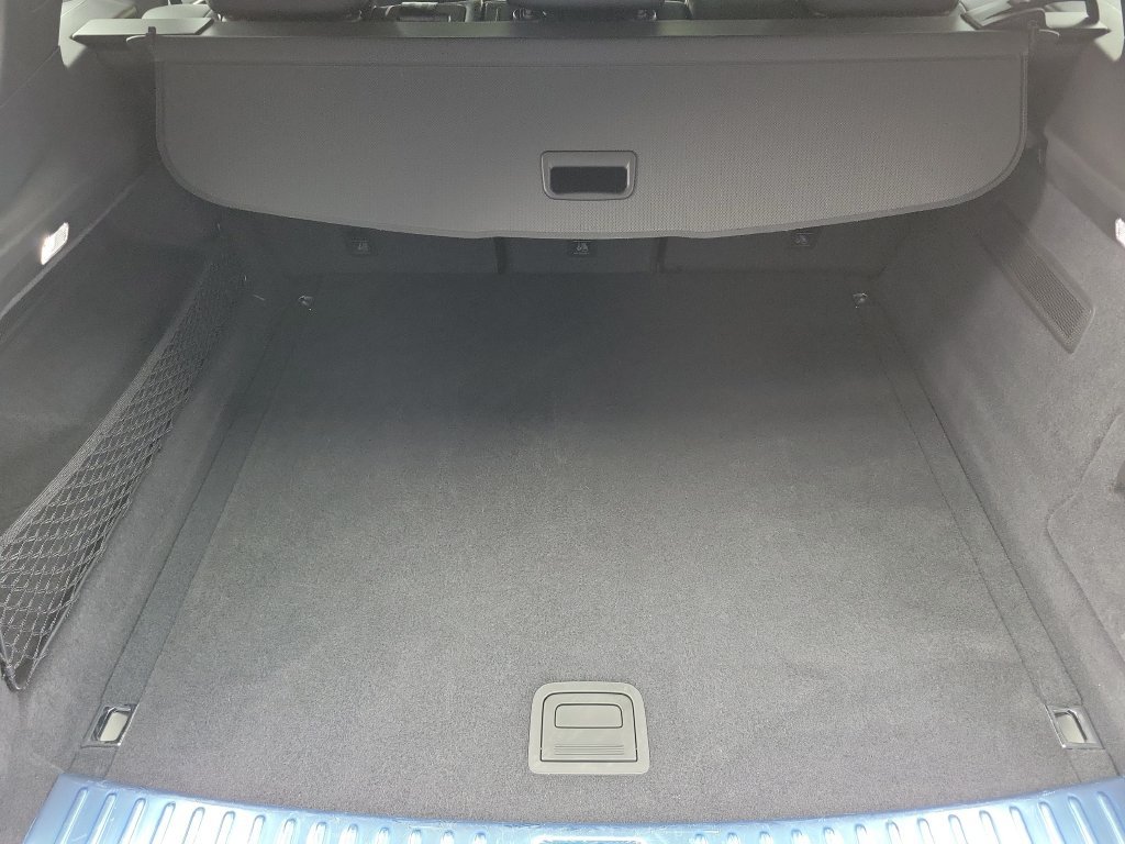 Certified 2026 Porsche Cayenne AWD/4WD image 17