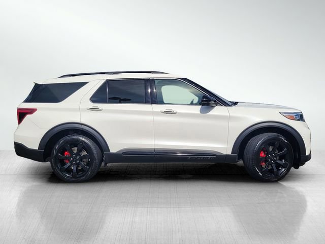 Certified 2023 Ford Explorer ST w/ Equipment Group 401A image 3