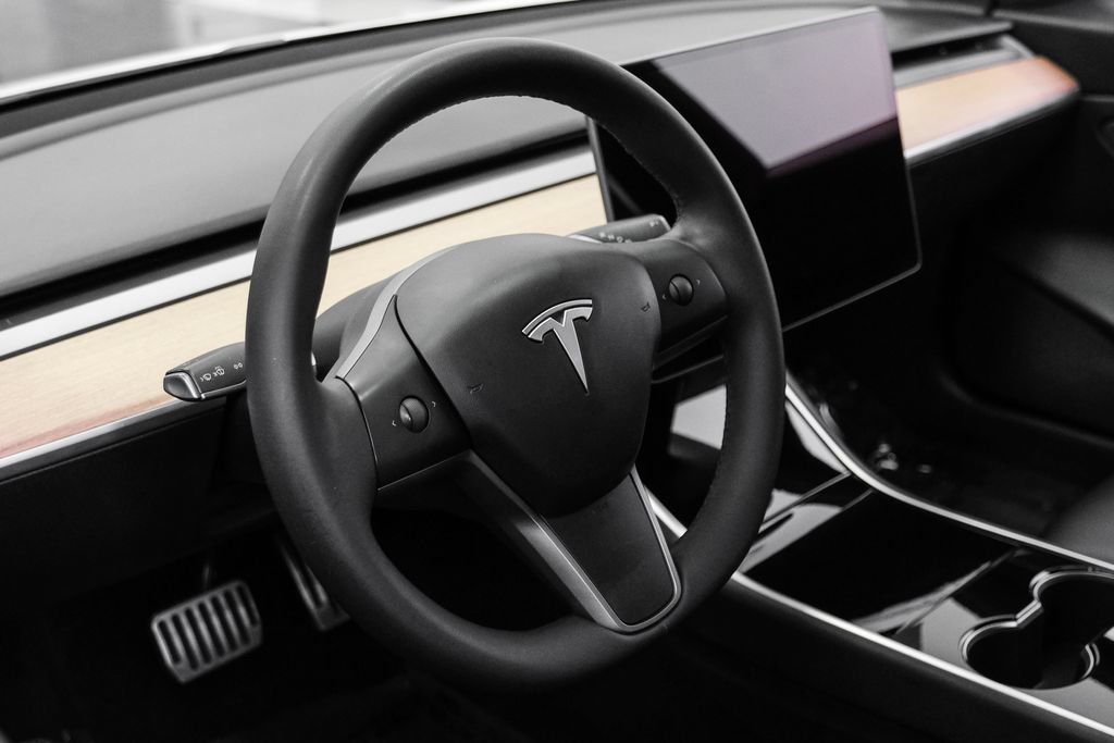 Used 2020 Tesla Model 3 Long Range AWD/4WD image 13