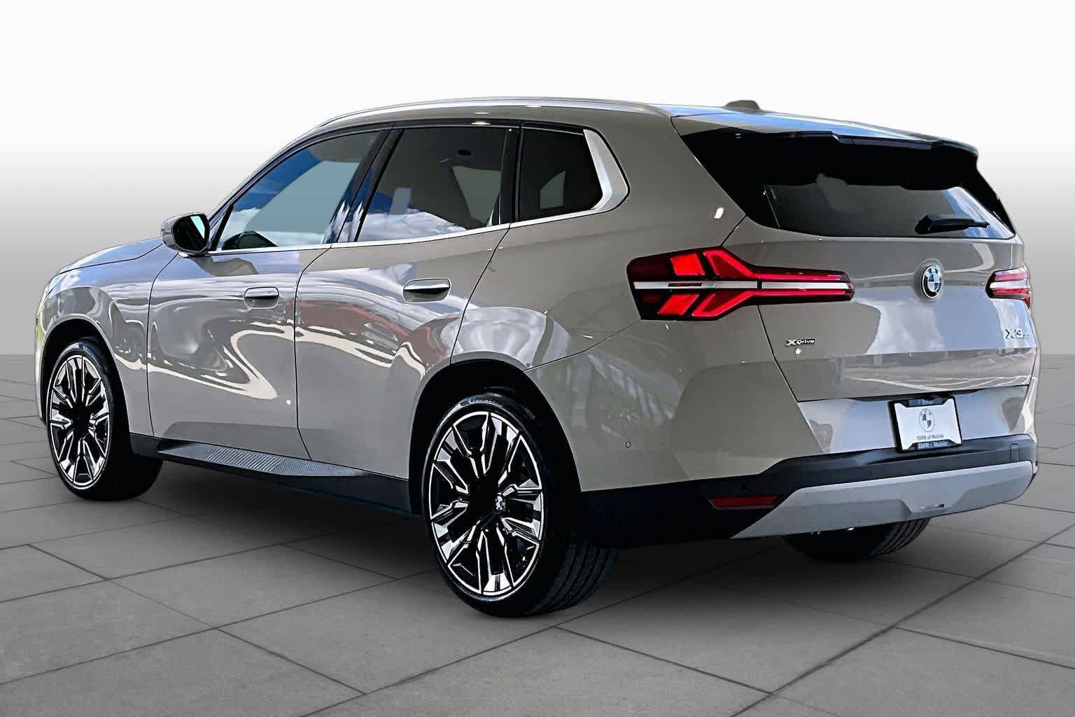 New 2026 BMW X3 xDrive30i w/ Premium Package AWD/4WD image 12