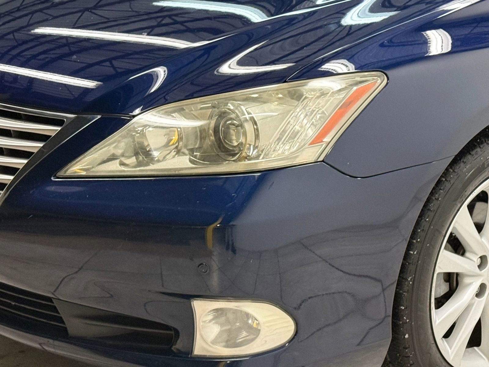 Used 2011 Lexus ES 350 ES 350 Sedan 4D image 4