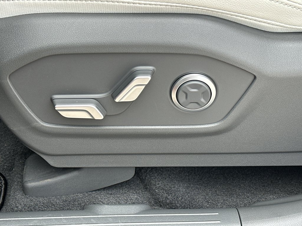 New 2026 Hyundai Santa Fe Limited AWD/4WD image 29