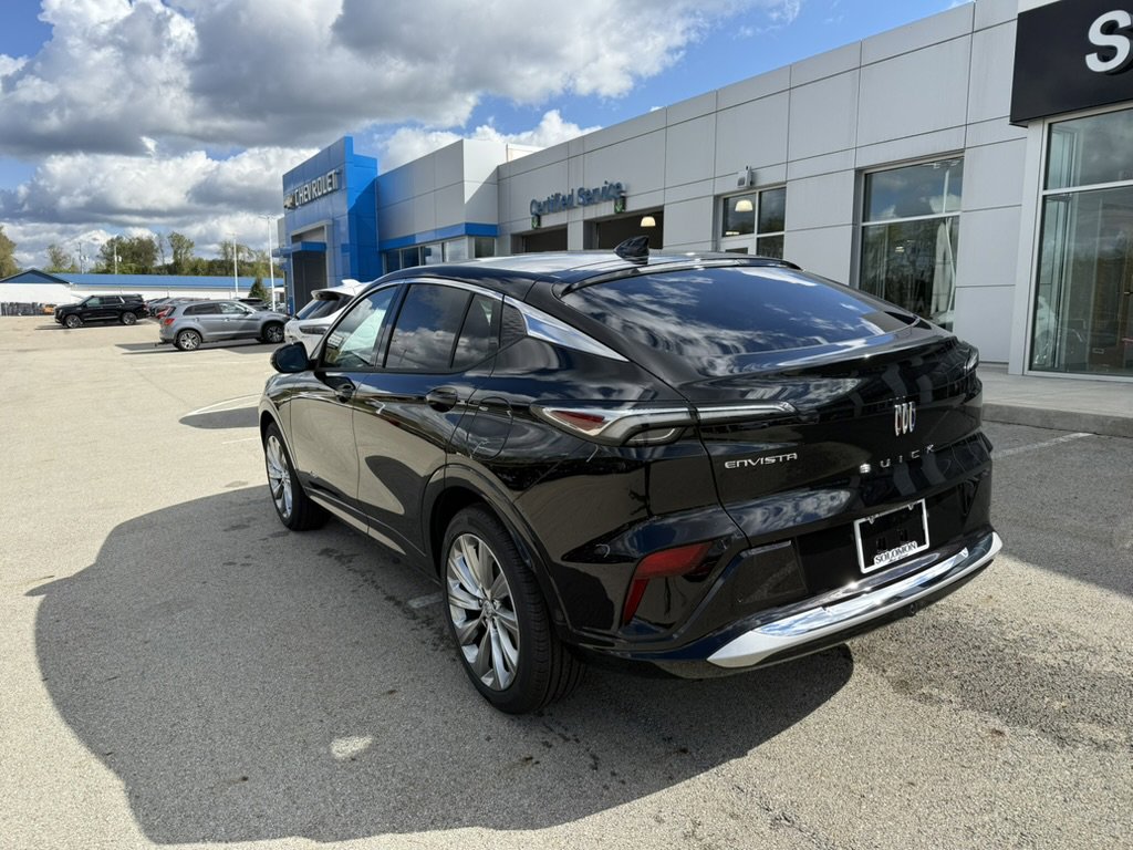 New 2026 Buick Envista Avenir image 3