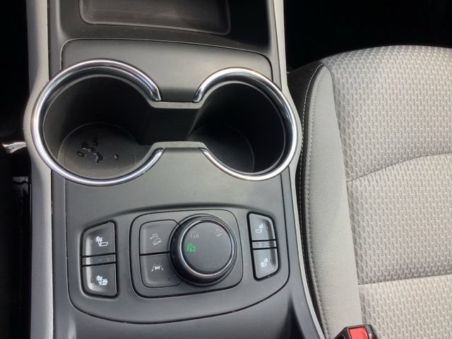 Used 2023 GMC Terrain SLE w/ Driver Convenience Package AWD/4WD image 32
