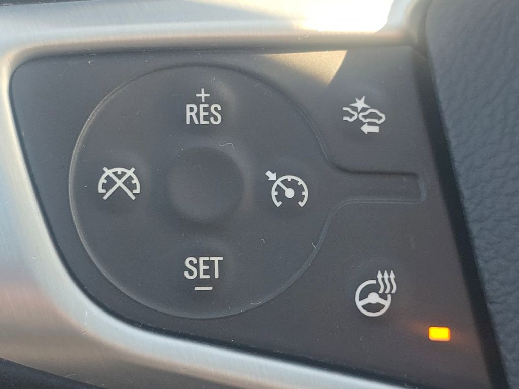 Used 2023 GMC Terrain SLT image 32