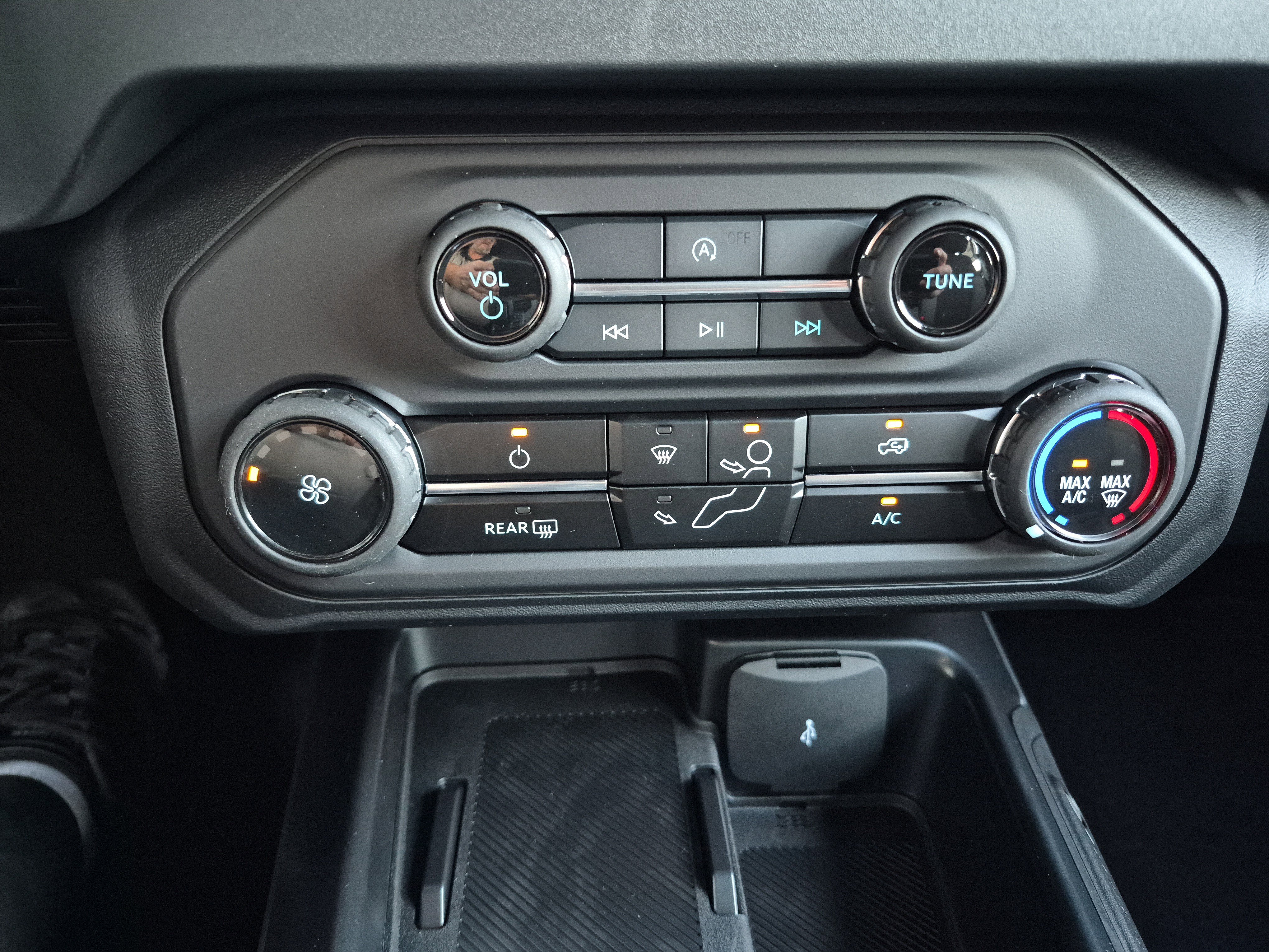 New 2025 Ford Bronco 4-Door w/ Sasquatch Package image 32