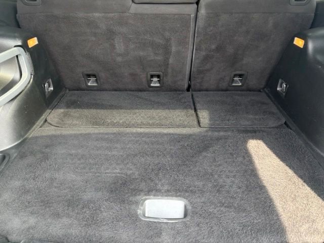 Used 2017 Jeep Cherokee Latitude w/ Cold Weather Group AWD/4WD image 14