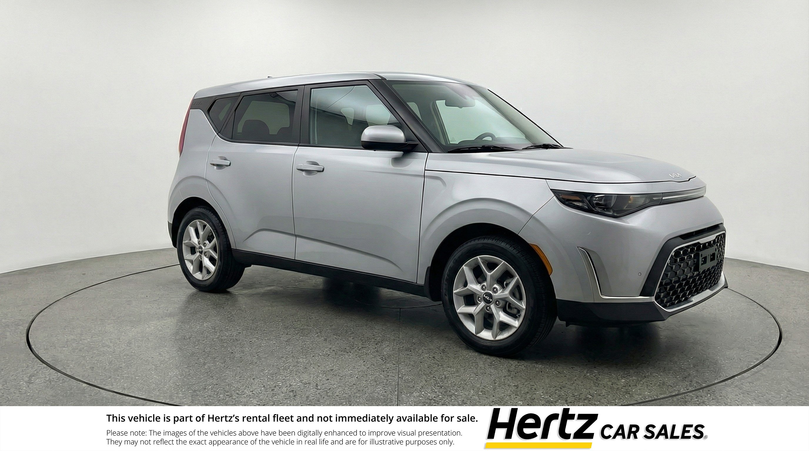 Used 2025 Kia Soul LX w/ LX Technology Package FWD image 1