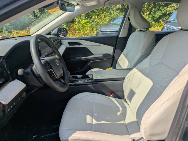 Certified 2026 Toyota Camry XLE FWD image 18
