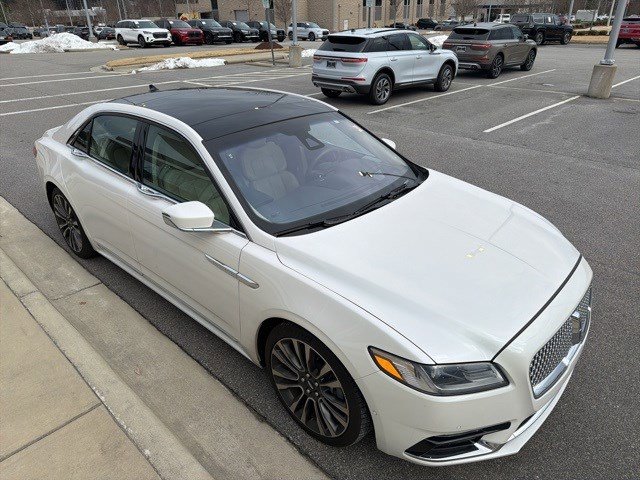 Used 2019 Lincoln Continental Reserve image 8