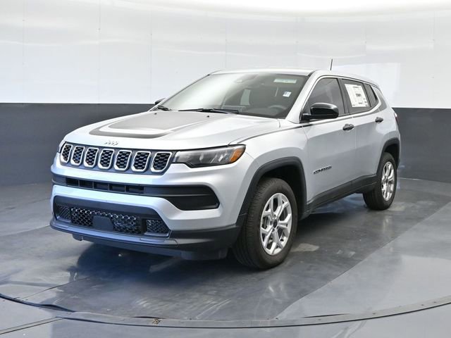 Used 2025 Jeep Compass Sport w/ Mopar Graphics Package AWD/4WD image 10
