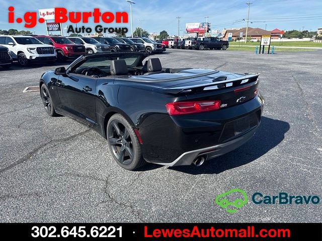 Used 2017 Chevrolet Camaro LT RWD image 5