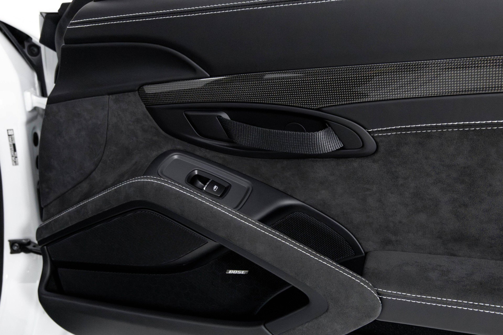 Used 2018 Porsche 911 GT2 RS image 41