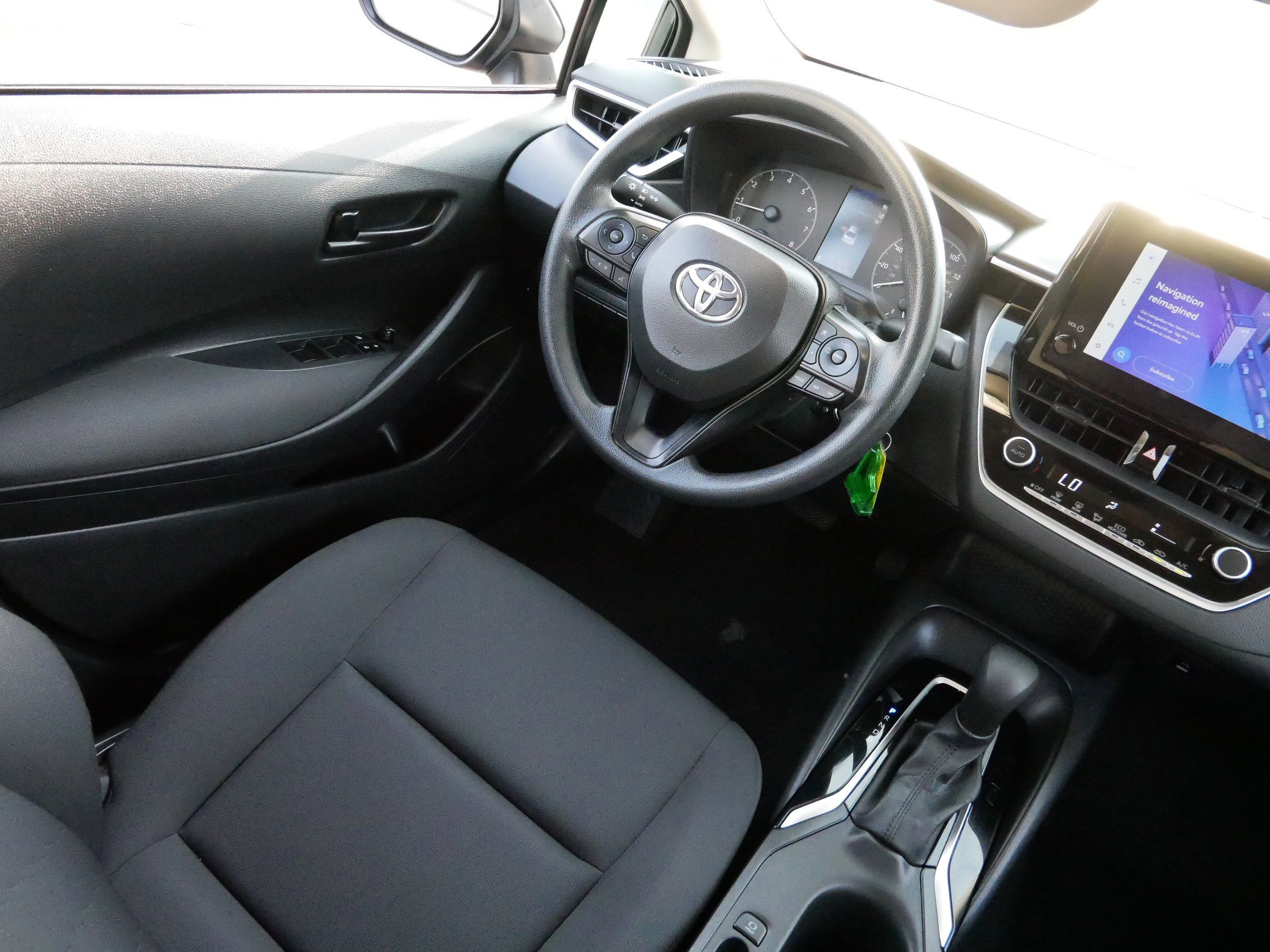 Used 2024 Toyota Corolla LE image 9