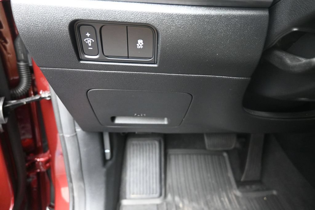 Used 2025 Kia Sorento LX FWD image 16