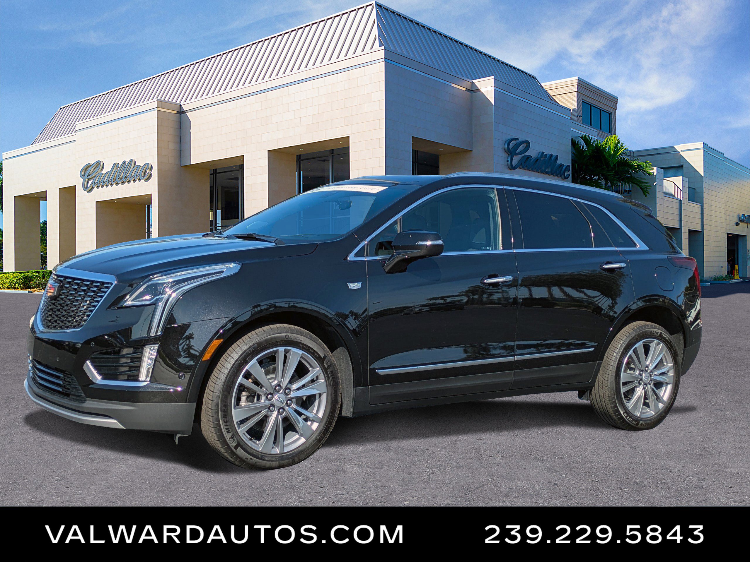 Certified 2025 Cadillac XT5 Premium Luxury w/ Technology Package image 1