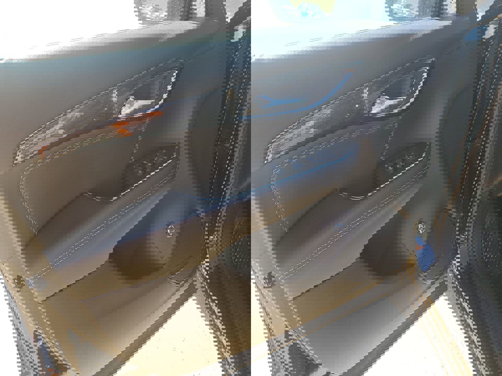 Certified 2023 Buick Envision Preferred w/ Sport Touring Package image 28