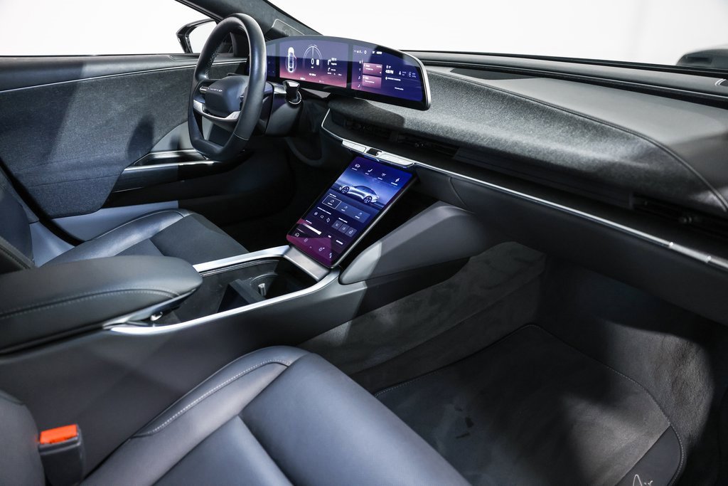 Used 2024 Lucid Air Pure image 20