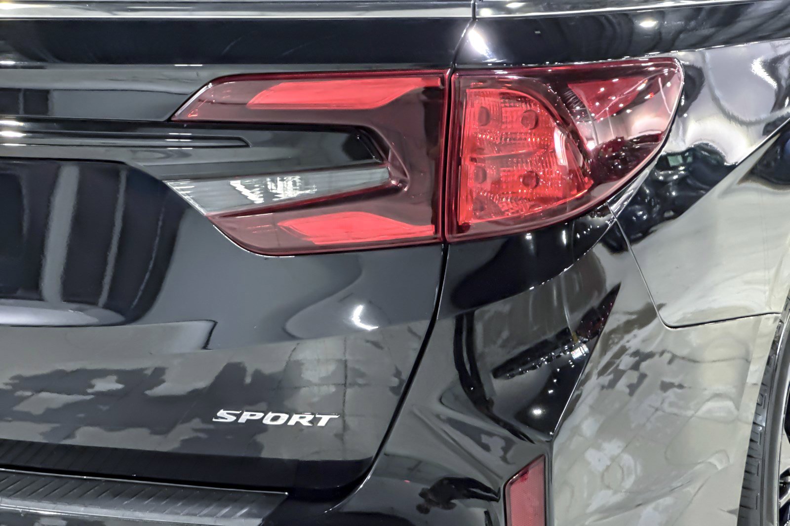 Used 2025 Honda Odyssey Sport-L image 12