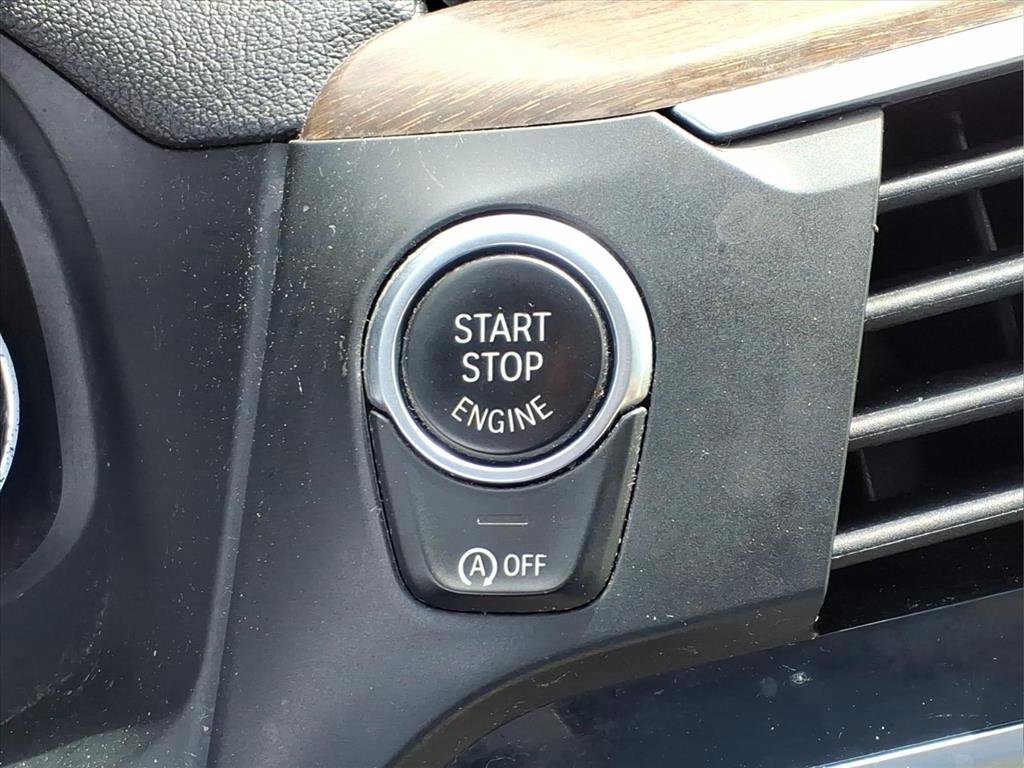 Used 2019 BMW X3 sDrive30i w/ Driving Assistance Package image 23