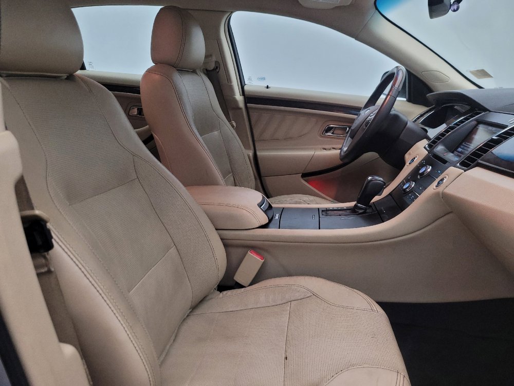 Used 2015 Ford Taurus Limited FWD image 21