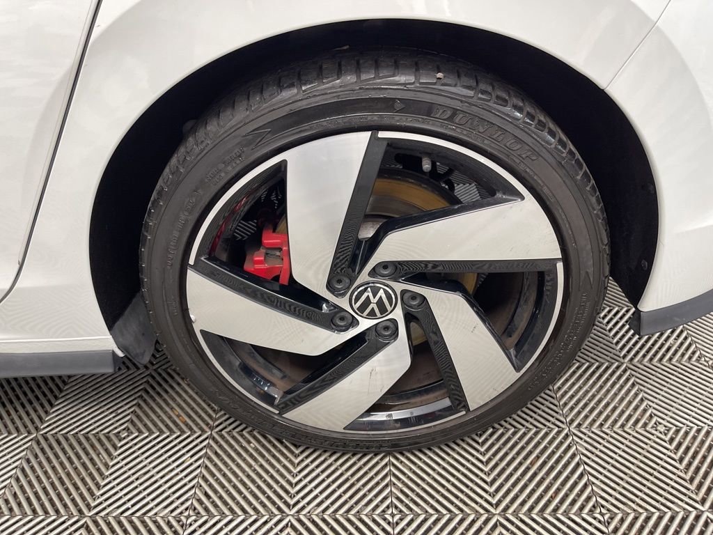 Used 2022 Volkswagen GTI S image 33
