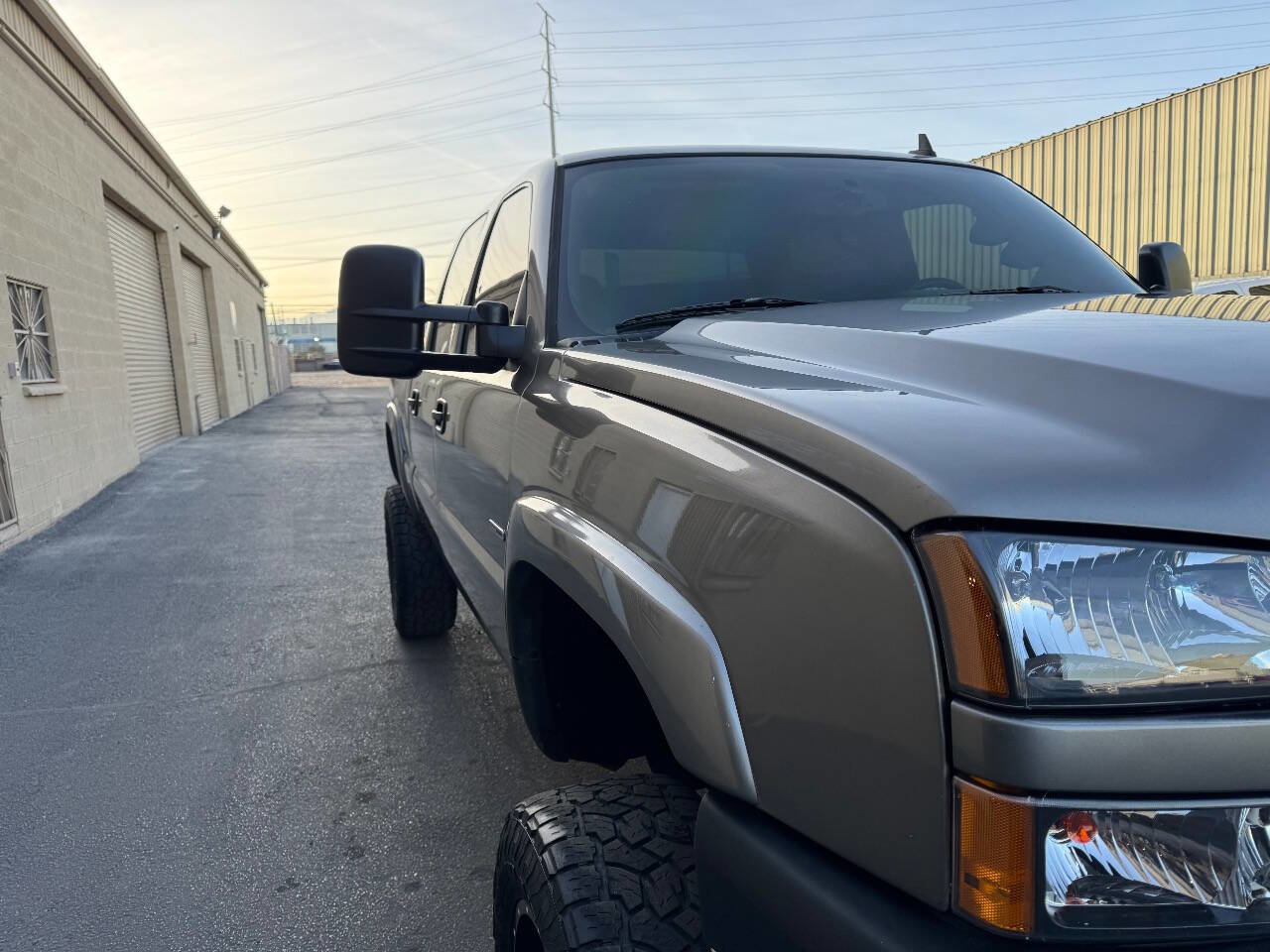 Used 2006 Chevrolet Silverado 2500 LT w/ Heavy-Duty Power Package image 14