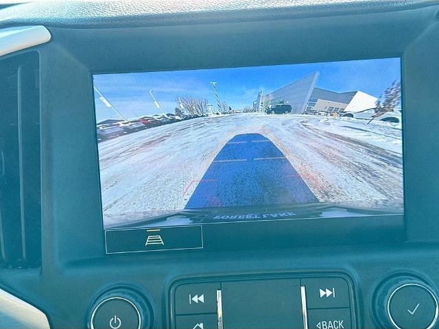 Used 2024 GMC Terrain SLT image 11