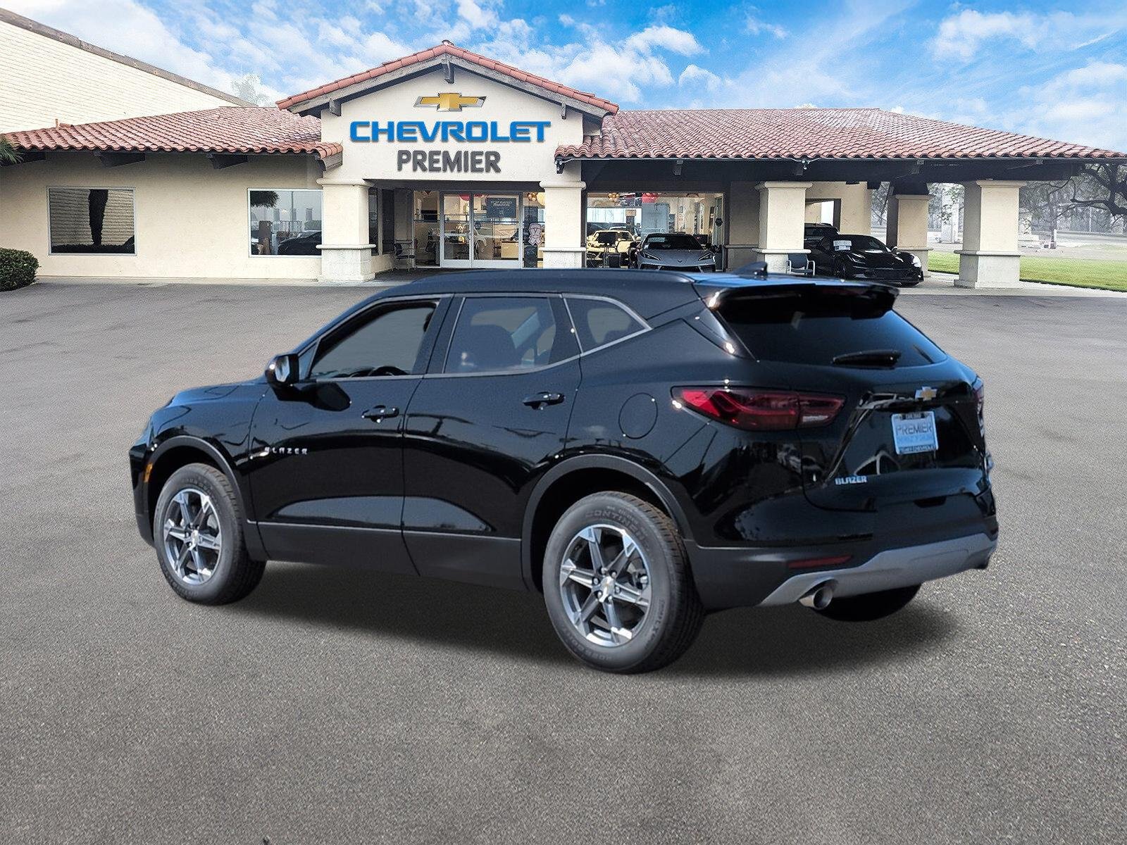 New 2026 Chevrolet Blazer LT w/ Convenience Package FWD image 6