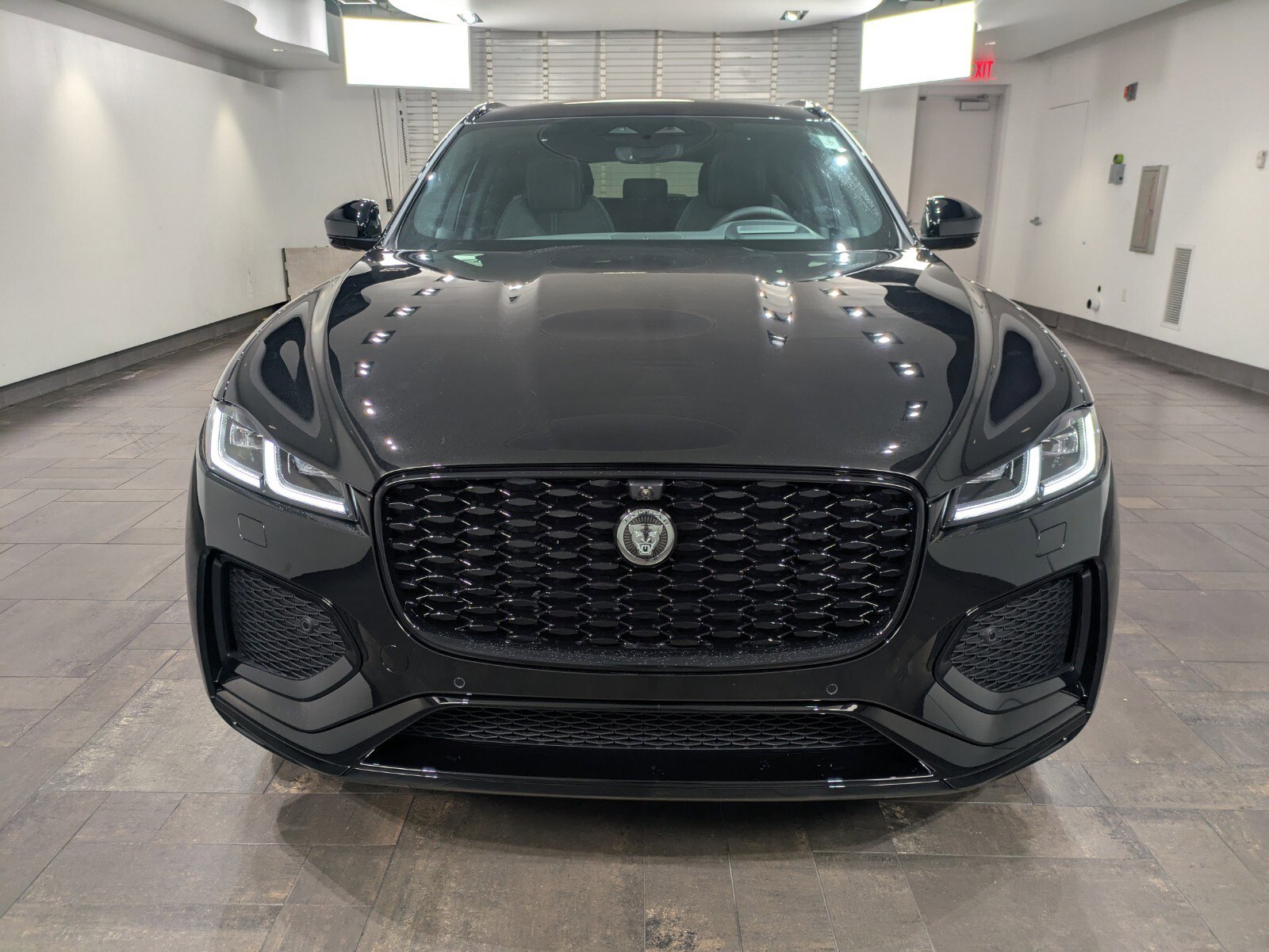 New 2026 Jaguar F-PACE R-Dynamic S AWD/4WD image 2