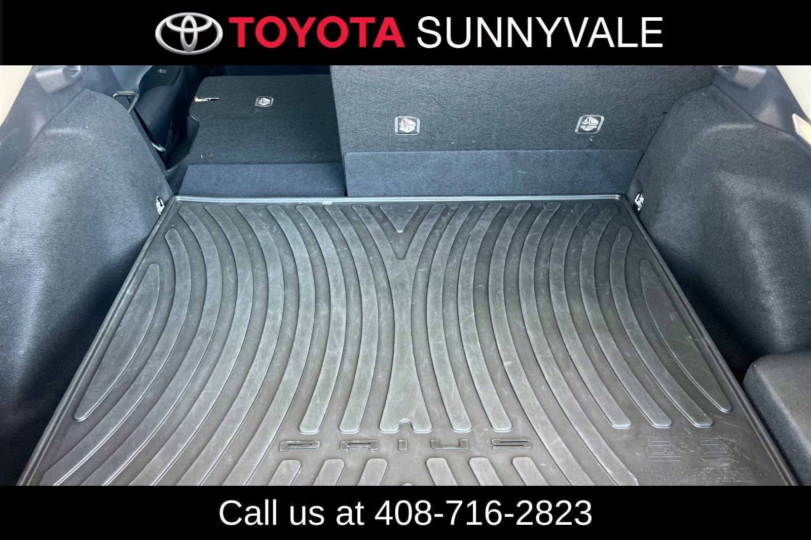 Used 2023 Toyota Prius XLE image 19