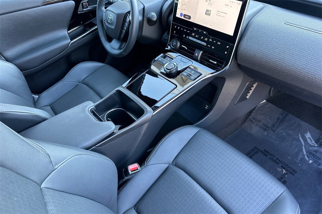 Used 2023 Toyota bZ4X Limited image 18