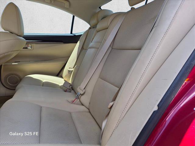 Used 2014 Lexus ES 350 w/ Premium Package FWD image 19