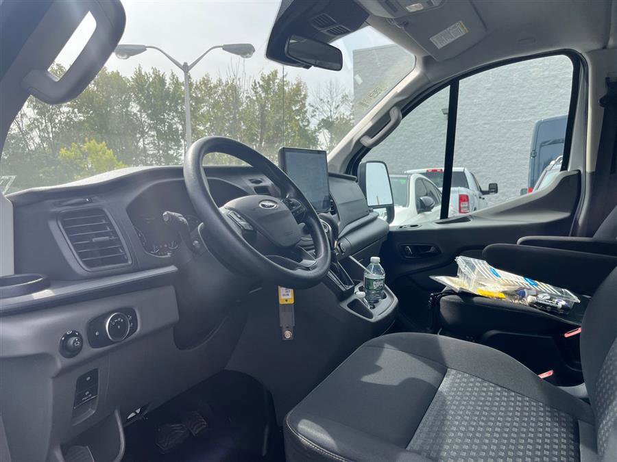 Used 2022 Ford Transit 350 XLT image 5